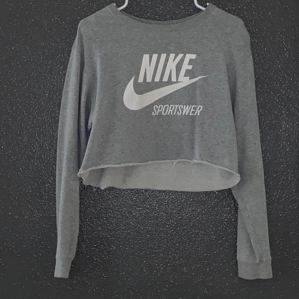 Nike cropped crew neck